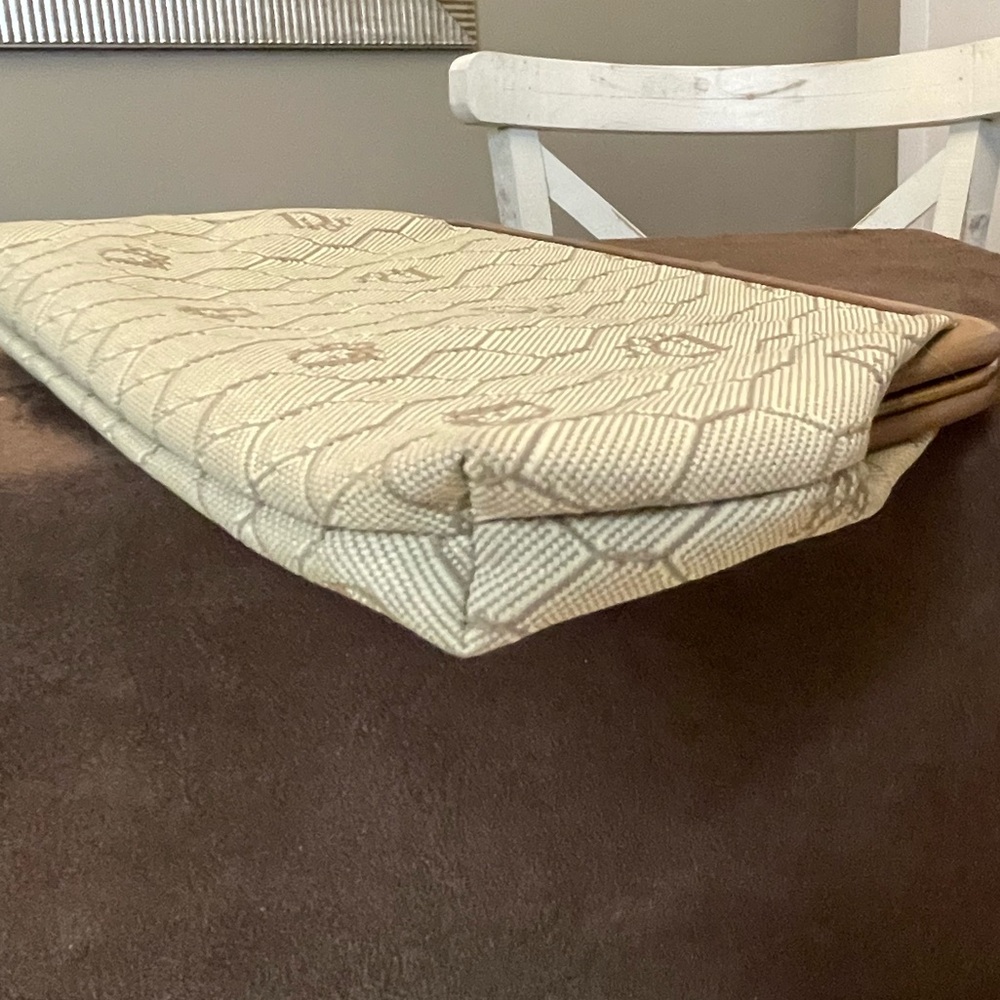 Christian Dior kisslock pouch - Picture 10 of 16